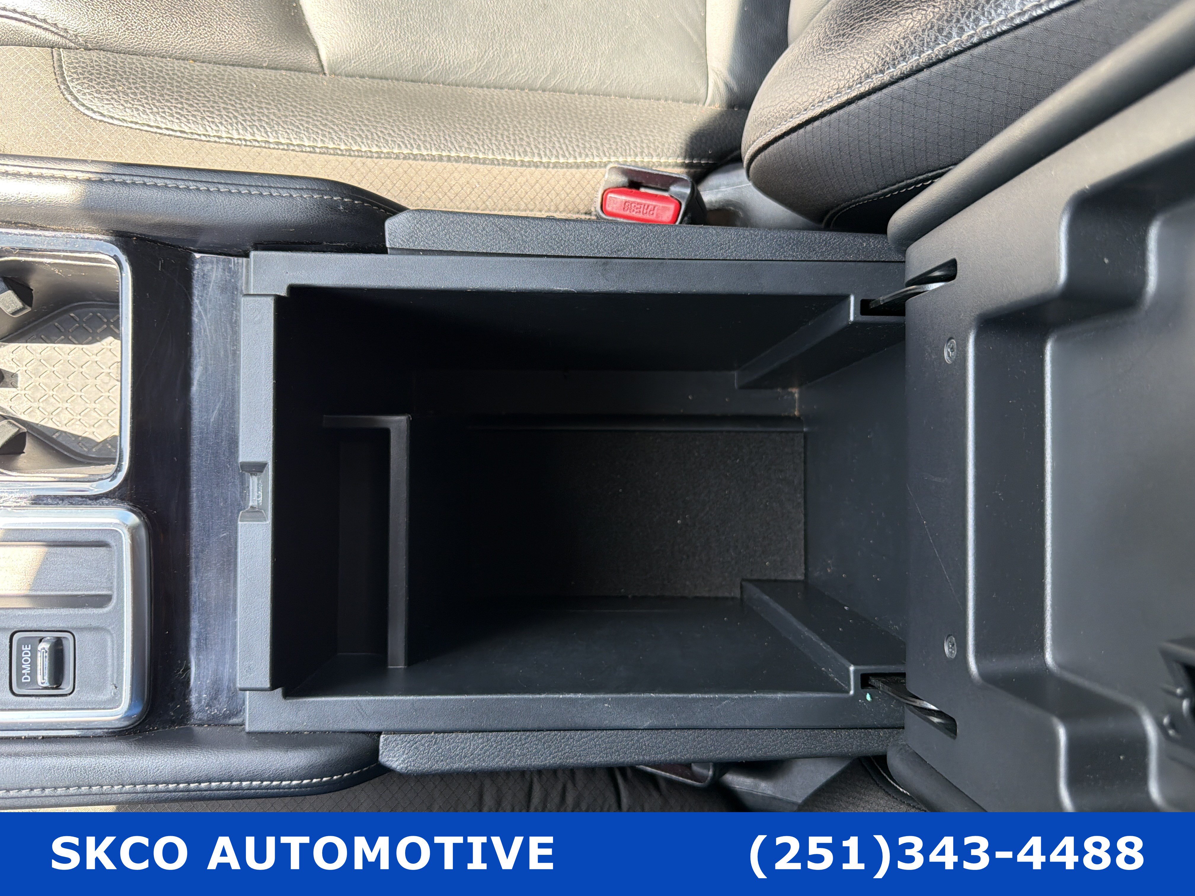 Used 2023 Nissan Pathfinder SL w/ SL Premium Package FWD image 25