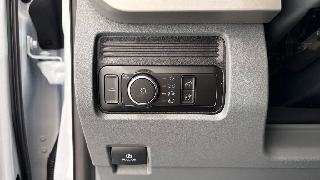 New 2026 Ford F450 XL w/ 360-Degree Camera Package AWD/4WD image 39