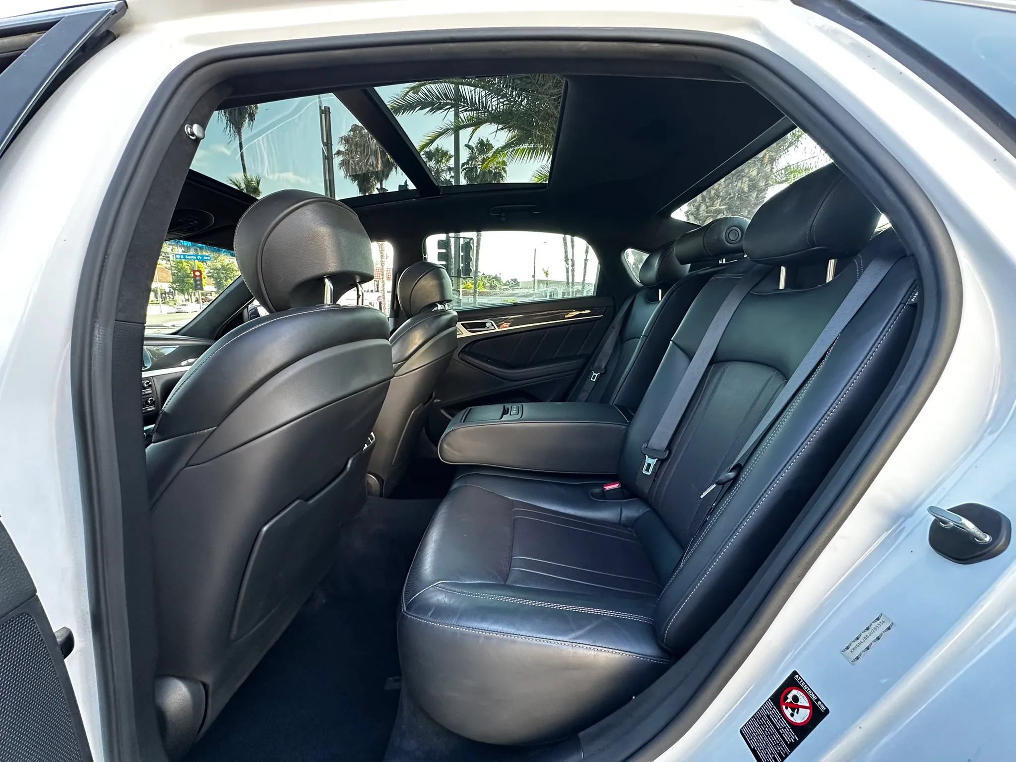 Used 2018 Genesis G80 3.3T Sport RWD image 39