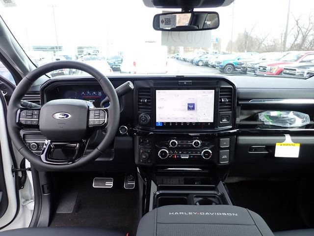 New 2026 Ford F250 Lariat w/ Black Appearance Package AWD/4WD image 21