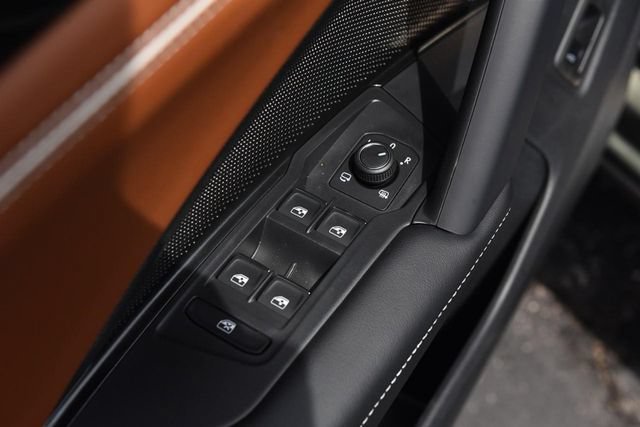 New 2026 Volkswagen Tiguan SEL R-Line AWD/4WD image 8