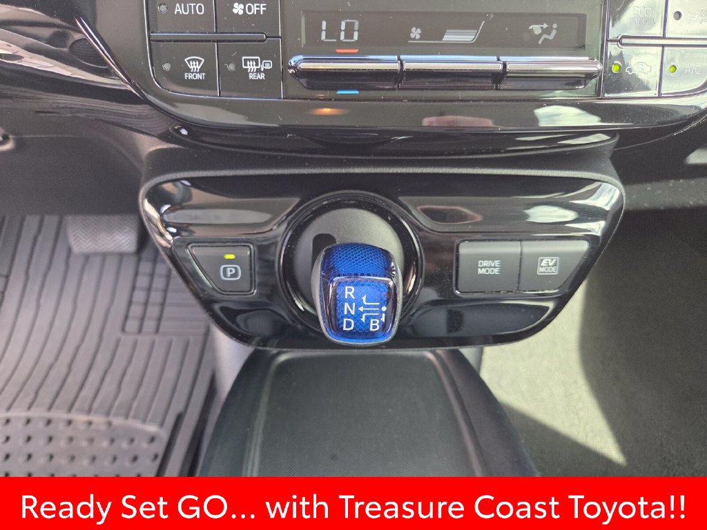 Used 2021 Toyota Prius LE FWD image 29