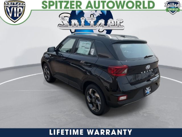 New 2026 Hyundai Venue SEL FWD image 11