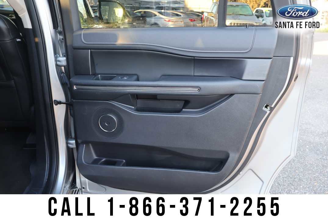 Used 2022 Ford Expedition Max XLT RWD image 21