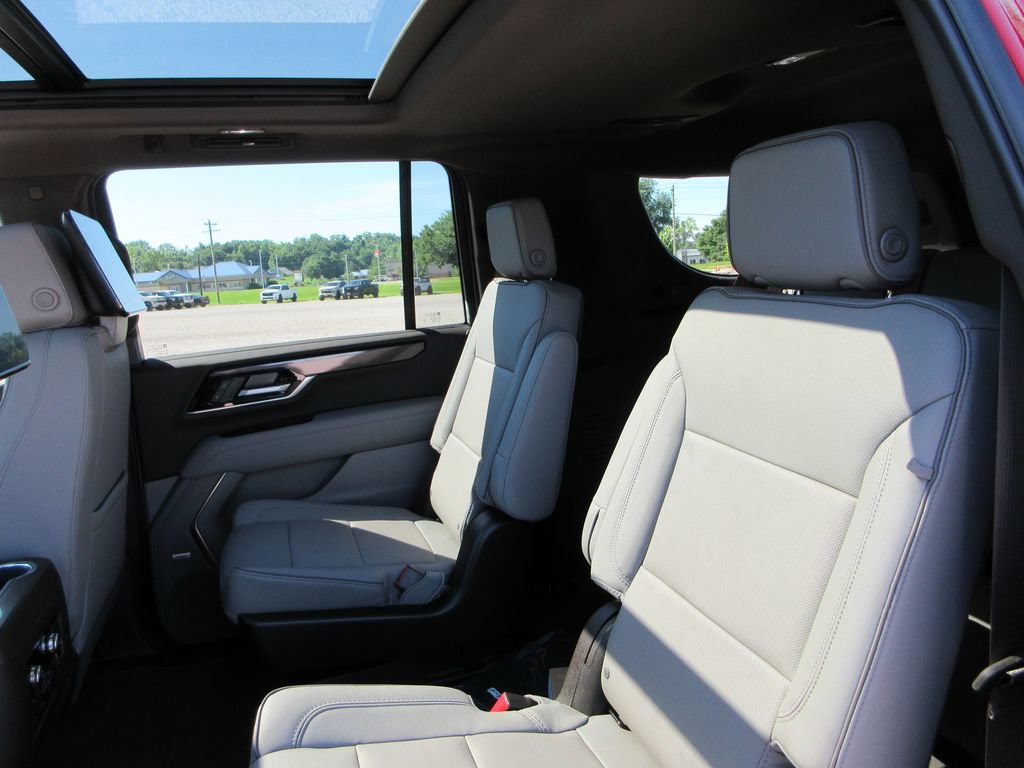 New 2026 GMC Yukon XL Elevation w/ Elevation Premium Package AWD/4WD image 12