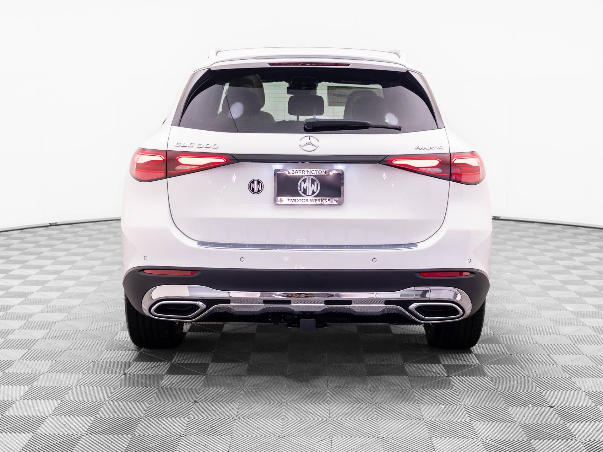 New 2027 Mercedes-Benz GLC 300 4MATIC image 4
