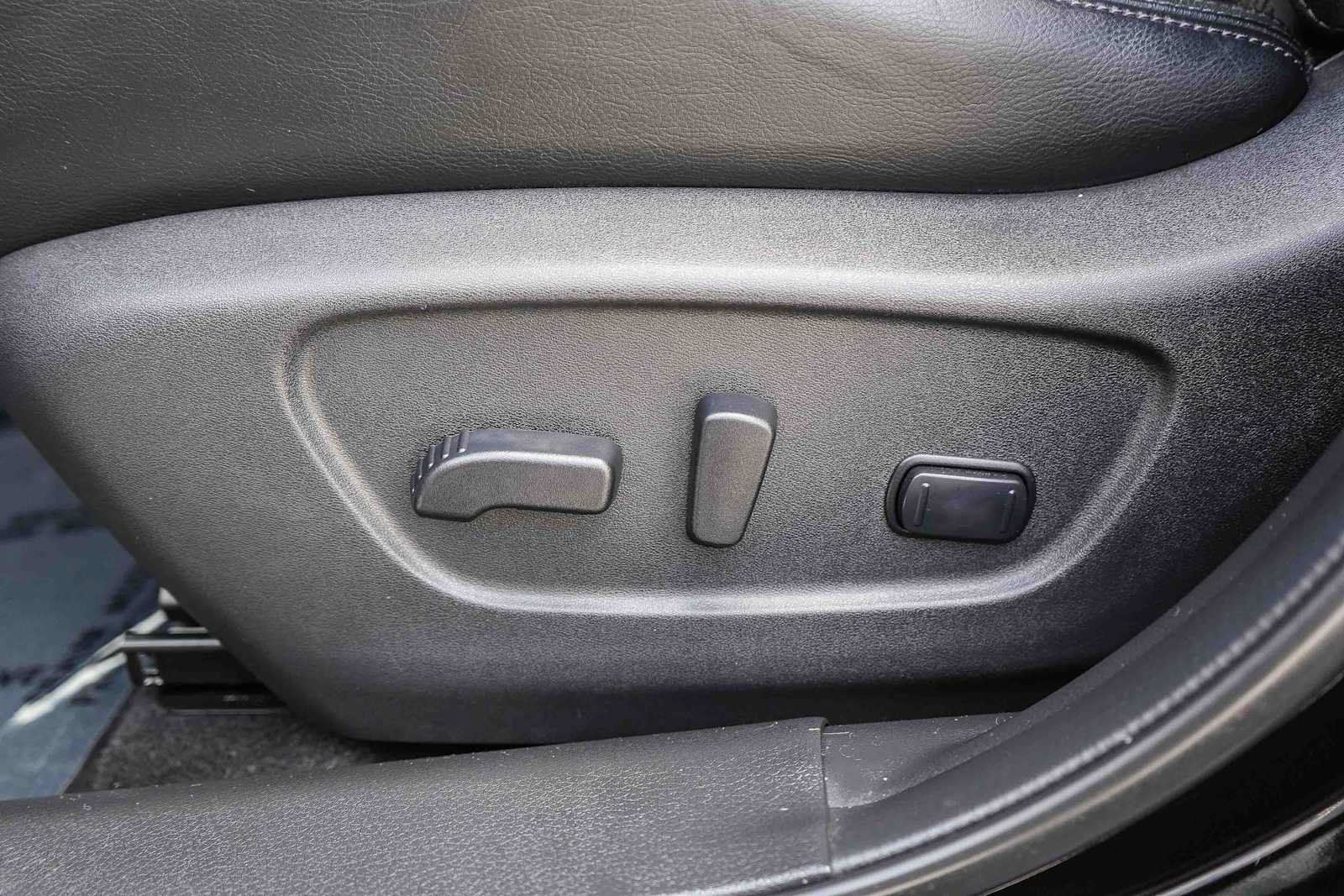Used 2021 Nissan Rogue Sport SV w/ Technology Package FWD image 20