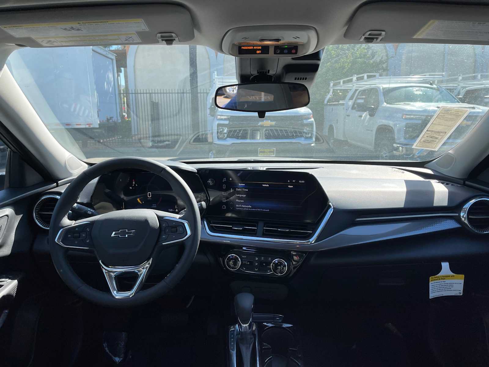 Used 2025 Chevrolet Trax ACTIV FWD image 17