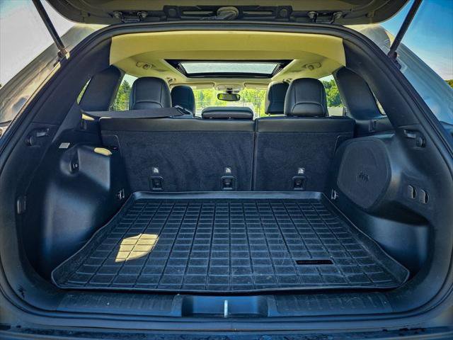 Certified 2022 Jeep Cherokee Latitude w/ Sun & Sound Group AWD/4WD image 37
