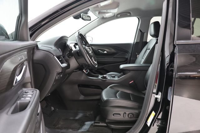 Used 2024 GMC Terrain SLT AWD/4WD image 15