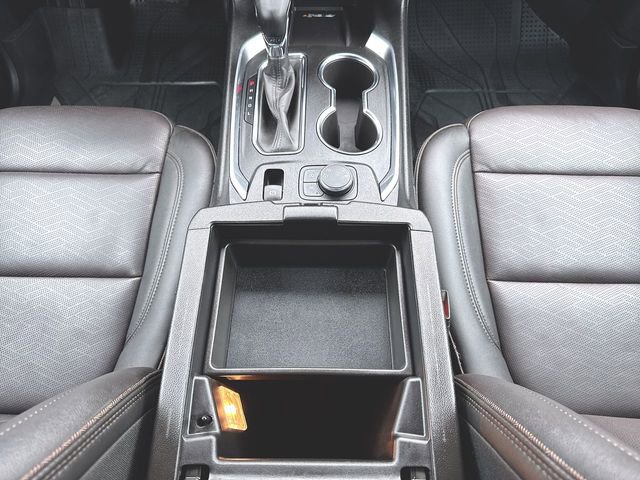 Used 2023 Chevrolet Traverse High Country w/ LPO, Floor Liner Package AWD/4WD image 36