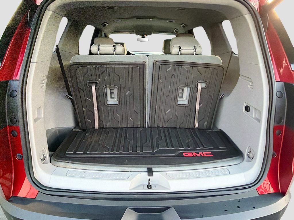 Used 2019 GMC Acadia SLT w/ LPO, Floor Liner Package FWD image 12