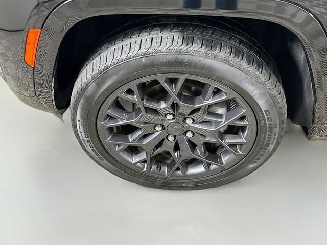 Used 2024 Jeep Grand Cherokee Summit w/ Adv Protech Group IV image 30