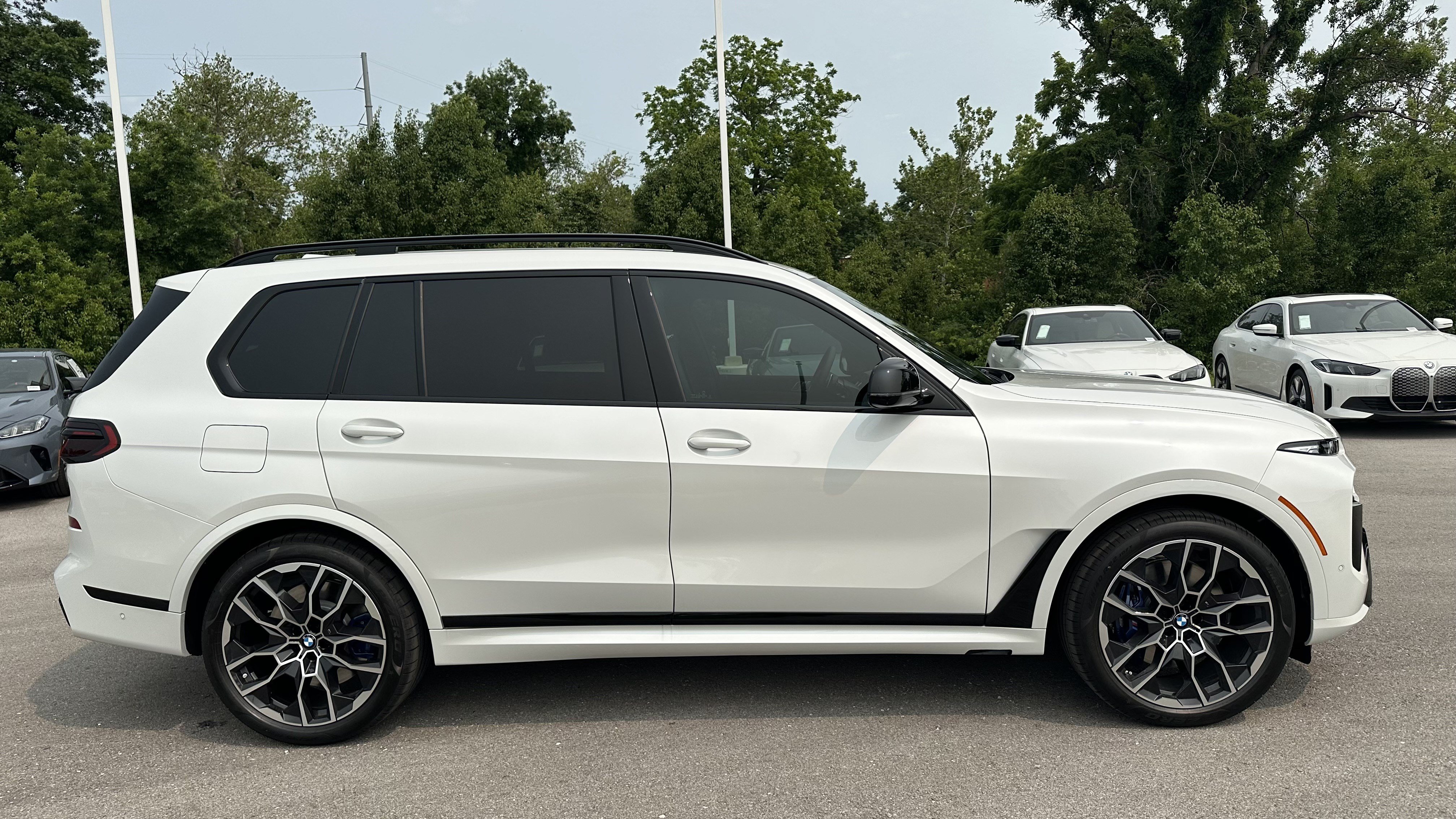 Used 2026 BMW X7 M60i AWD/4WD image 11