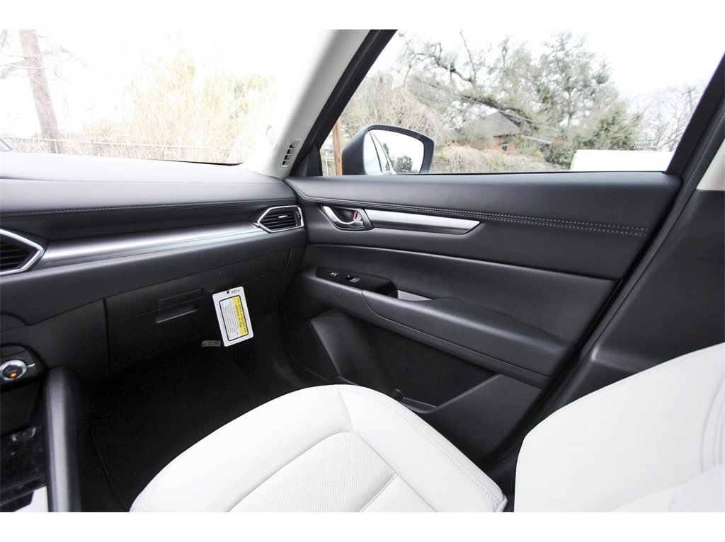 Certified 2025 MAZDA CX-5 AWD 2.5 S w/ Preferred Package image 9