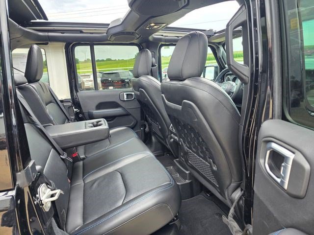 Used 2023 Jeep Wrangler Unlimited Rubicon 4xe w/ Steel Bumper Group AWD/4WD image 21