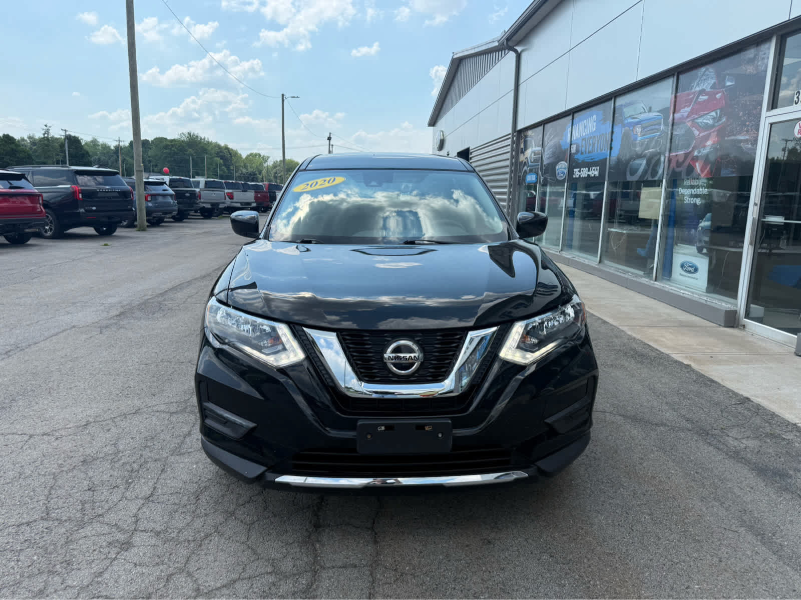 Used 2020 Nissan Rogue S AWD/4WD image 3