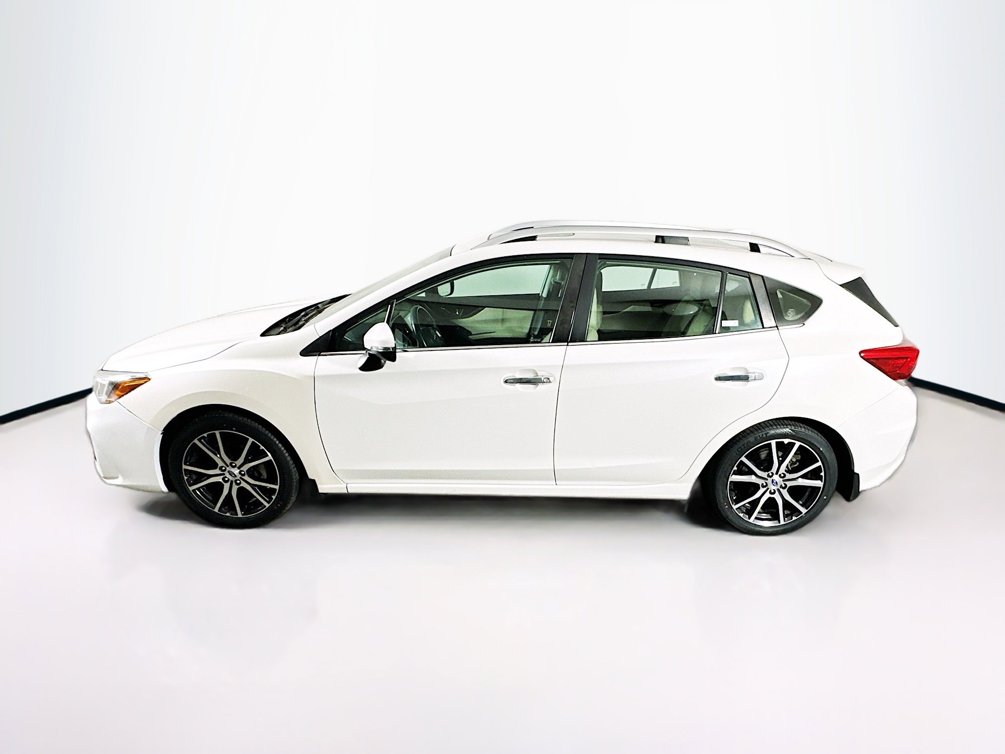 Used 2017 Subaru Impreza 2.0i Limited image 4