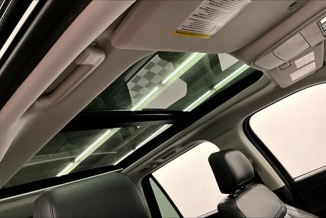 Used 2025 Ford Expedition Active image 21