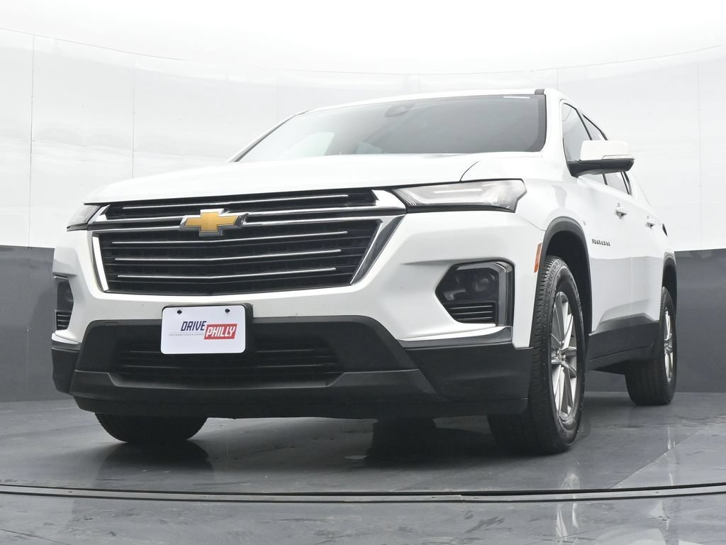 Used 2023 Chevrolet Traverse LT FWD image 25