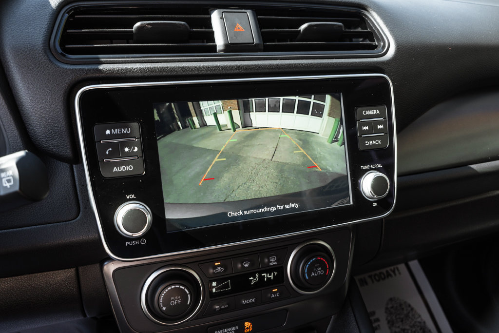 Used 2025 Nissan Leaf S FWD image 9