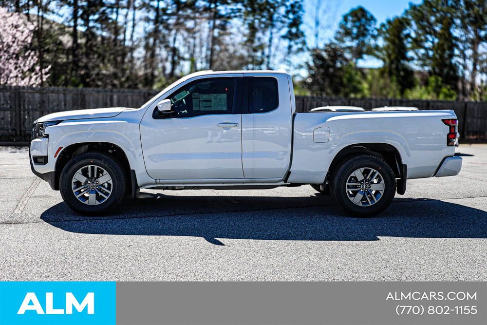 Certified 2025 Nissan Frontier SV RWD image 10