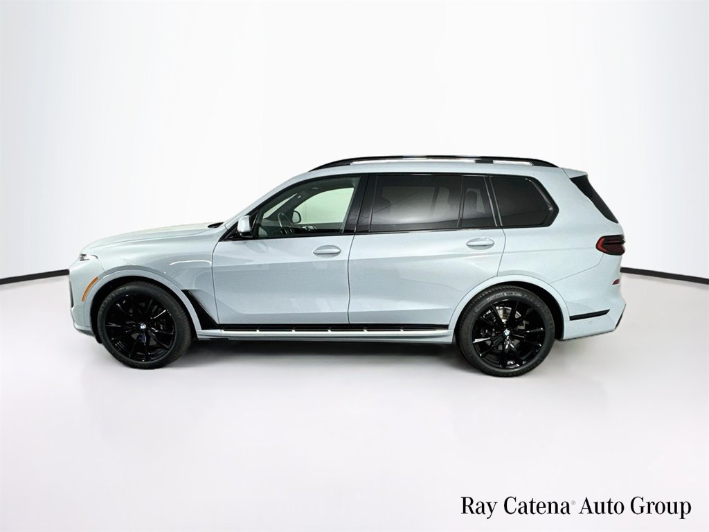 Used 2024 BMW X7 xDrive40i w/ Executive Package AWD/4WD image 4