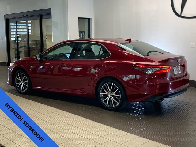 Used 2022 Toyota Camry XLE w/ Cold Weather Package FWD image 4