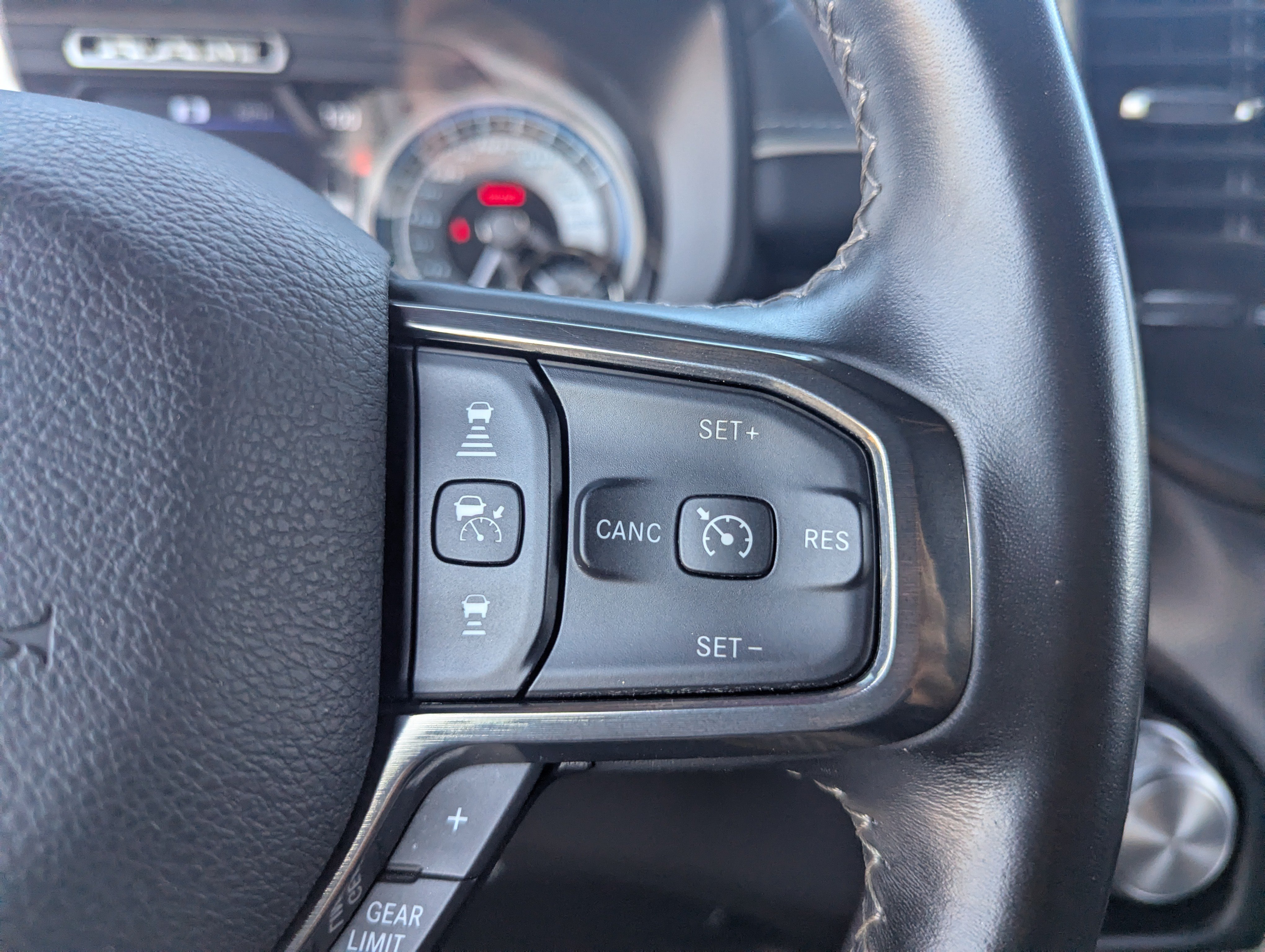 Used 2021 RAM 1500 Limited RWD image 29