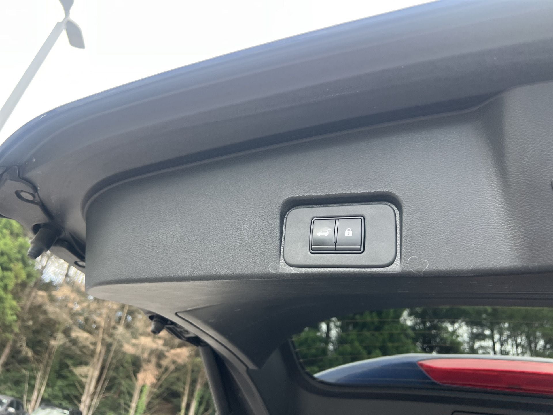 Certified 2026 Nissan Rogue SL FWD image 22
