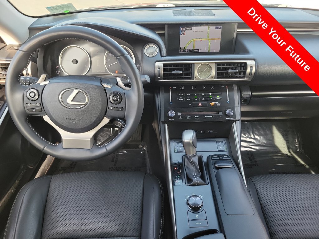 Used 2014 Lexus IS 250 w/ Navigation Package RWD image 4