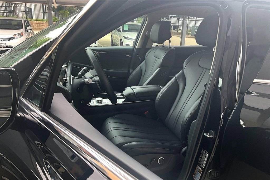 Used 2025 Genesis GV80 2.5T Standard AWD/4WD image 22