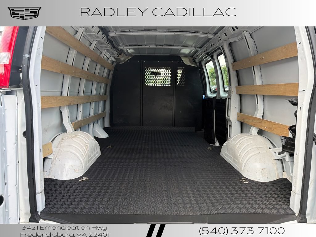 Used 2025 GMC Savana 2500 w/ Driver Convenience Package RWD image 7