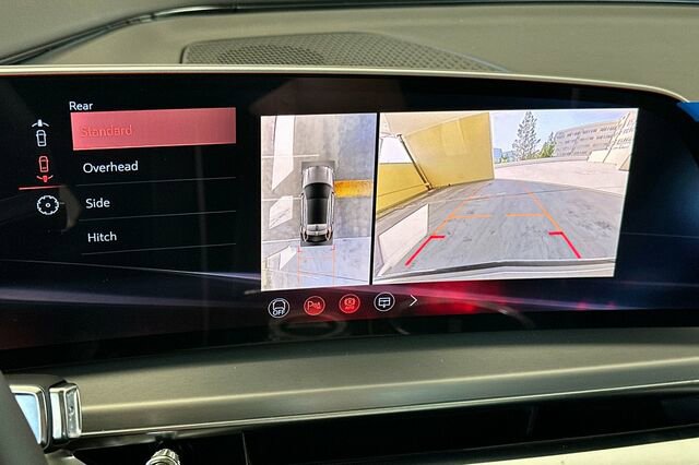 New 2026 Cadillac Lyriq V w/ Exterior Carbon Fiber Package image 20