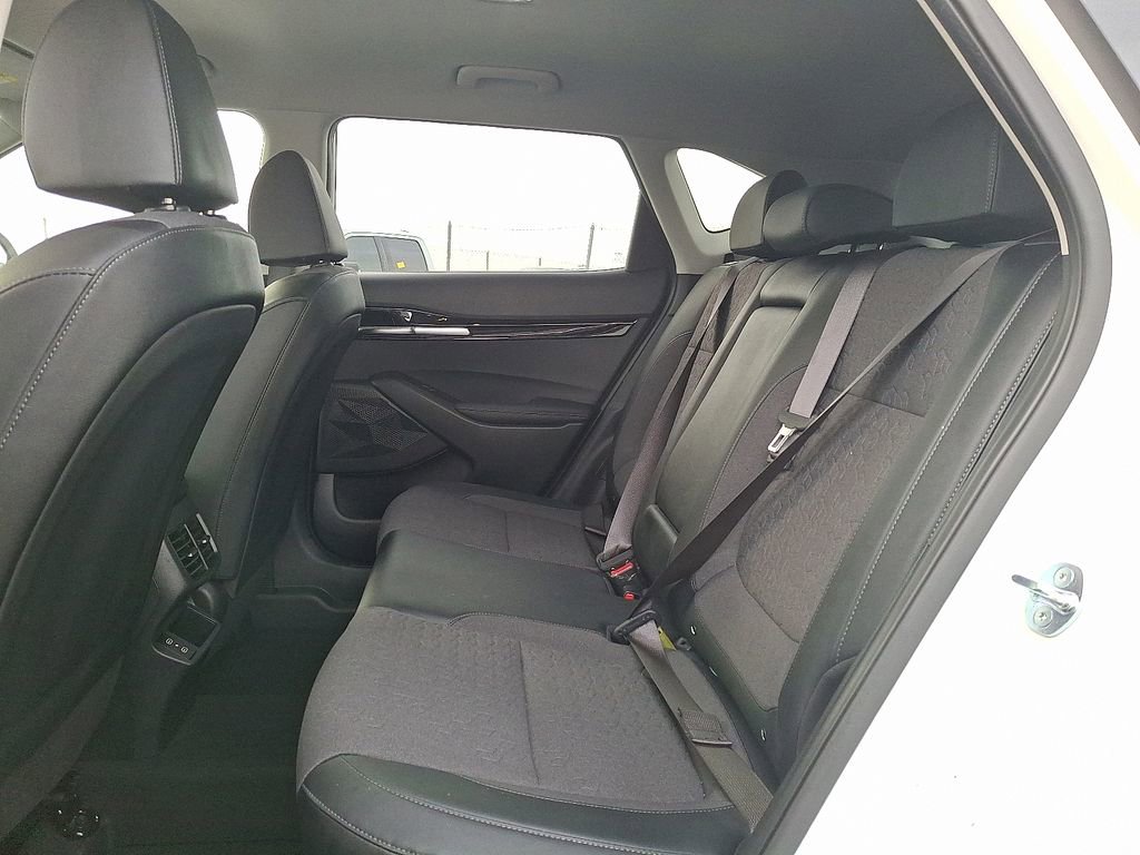 Certified 2024 Kia Seltos S image 11