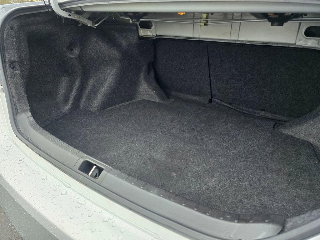 Used 2014 Toyota Corolla S image 19