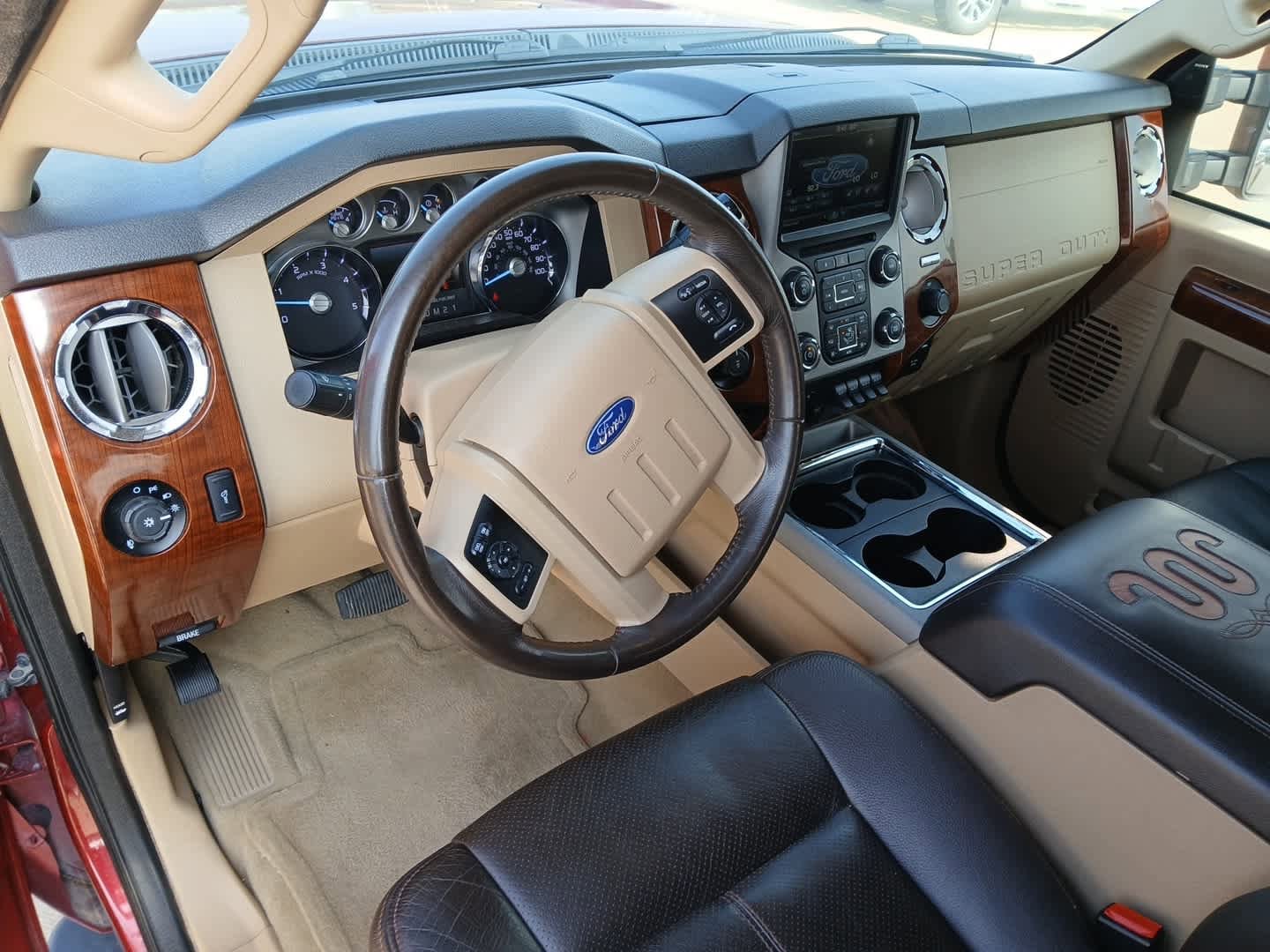 Used 2015 Ford F250 King Ranch w/ FX4 Off-Road Package AWD/4WD image 20