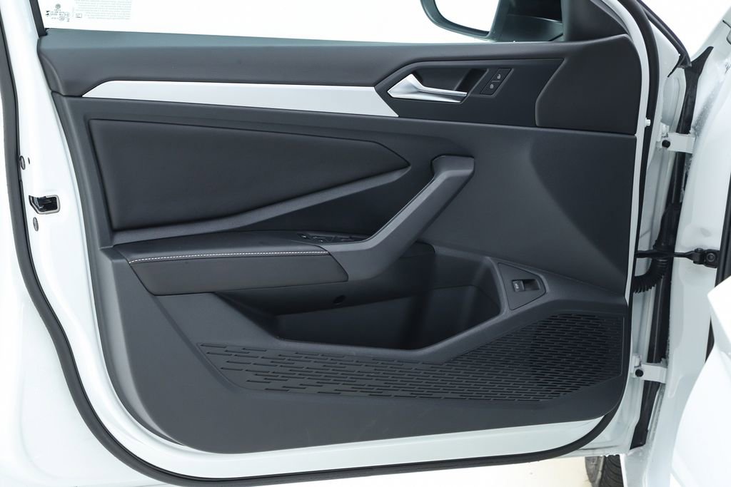 New 2025 Volkswagen Jetta Sport image 18
