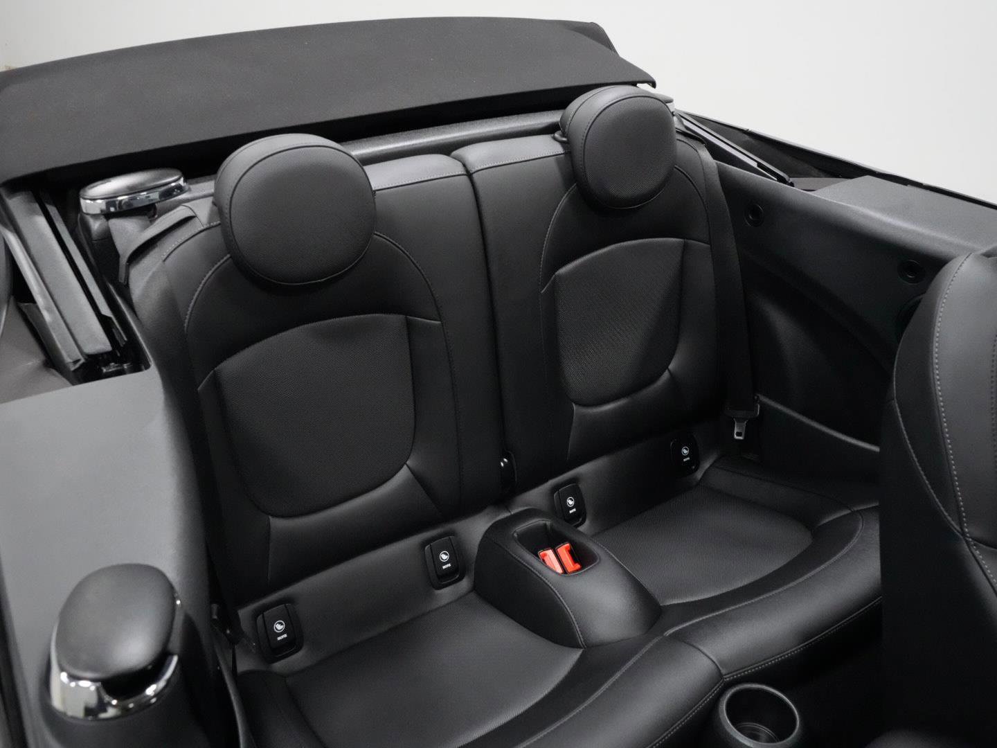 Certified 2023 MINI Cooper S FWD image 8
