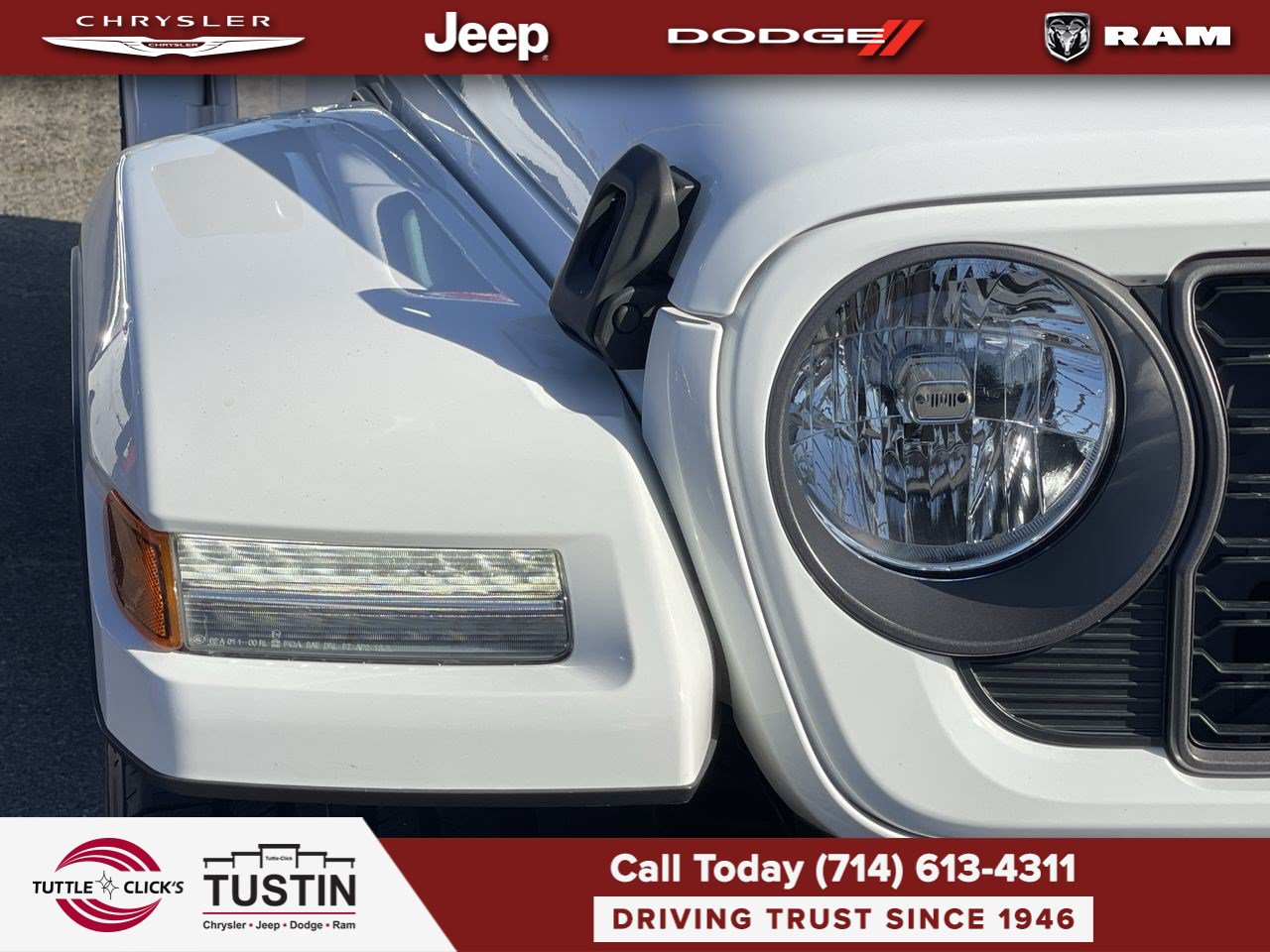 Used 2024 Jeep Wrangler Unlimited AWD/4WD image 7