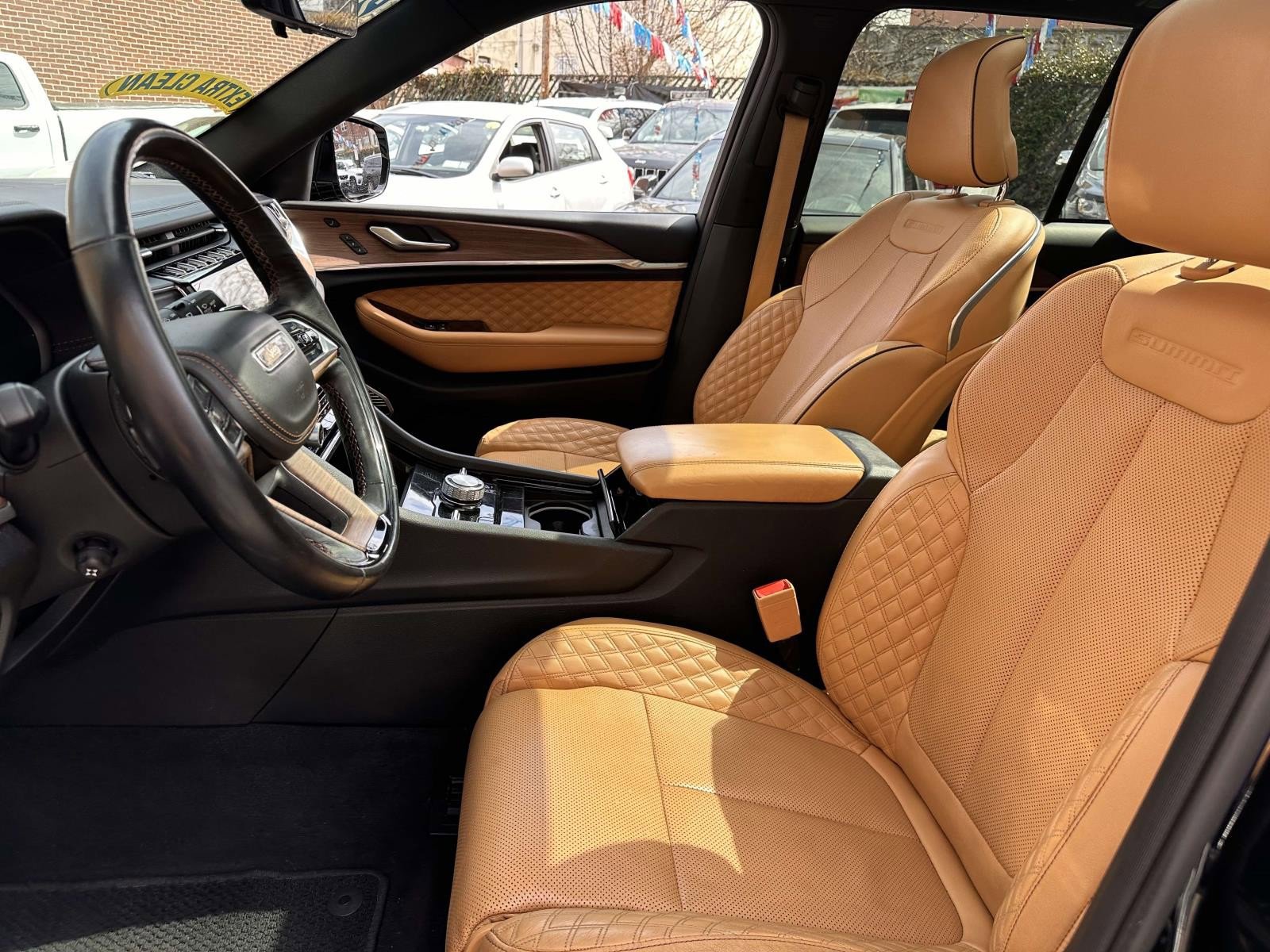 Used 2022 Jeep Grand Cherokee Summit w/ Adv Protech Group IV image 17