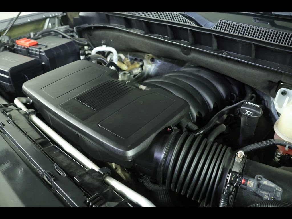 Used 2021 Chevrolet Tahoe Z71 w/ Z71 Signature Package AWD/4WD image 21