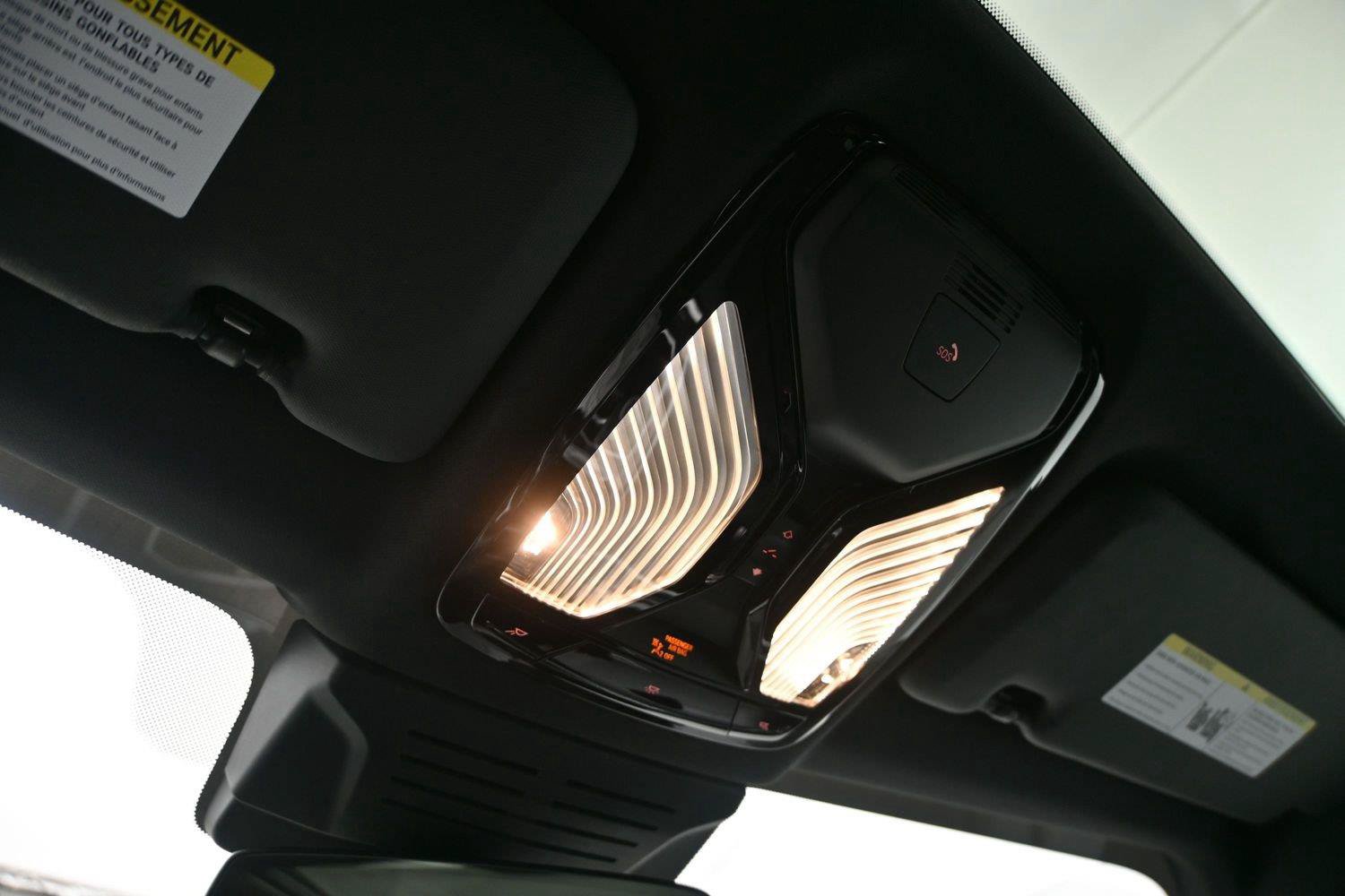 Used 2024 BMW X5 xDrive40i w/ M Sport Package AWD/4WD image 6