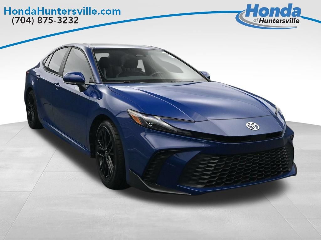 Used 2025 Toyota Camry SE w/ Multimedia Upgrade Package FWD 360° Tour