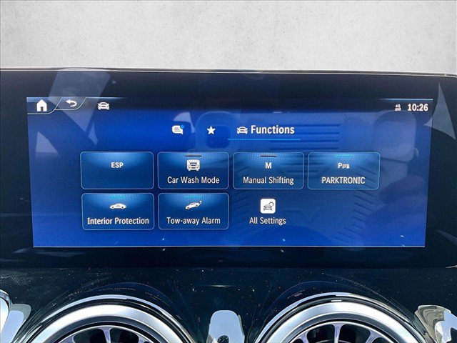 New 2026 Mercedes-Benz GLB 250 image 24