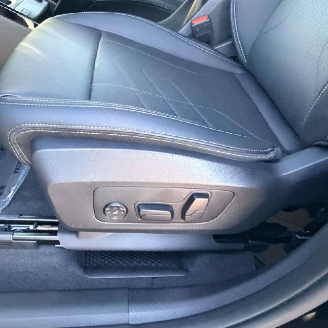 Used 2026 BMW X1 xDrive28i w/ Technology Package AWD/4WD image 26