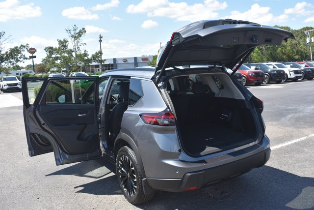 New 2026 Nissan Rogue Dark Armor AWD/4WD image 17