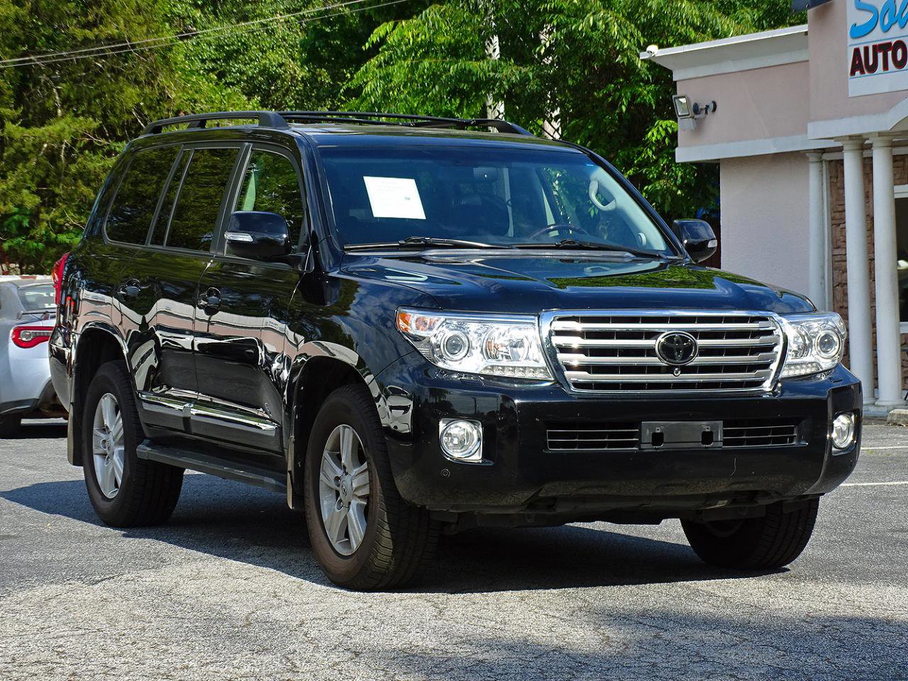 Used 2015 Toyota Land Cruiser AWD/4WD image 8