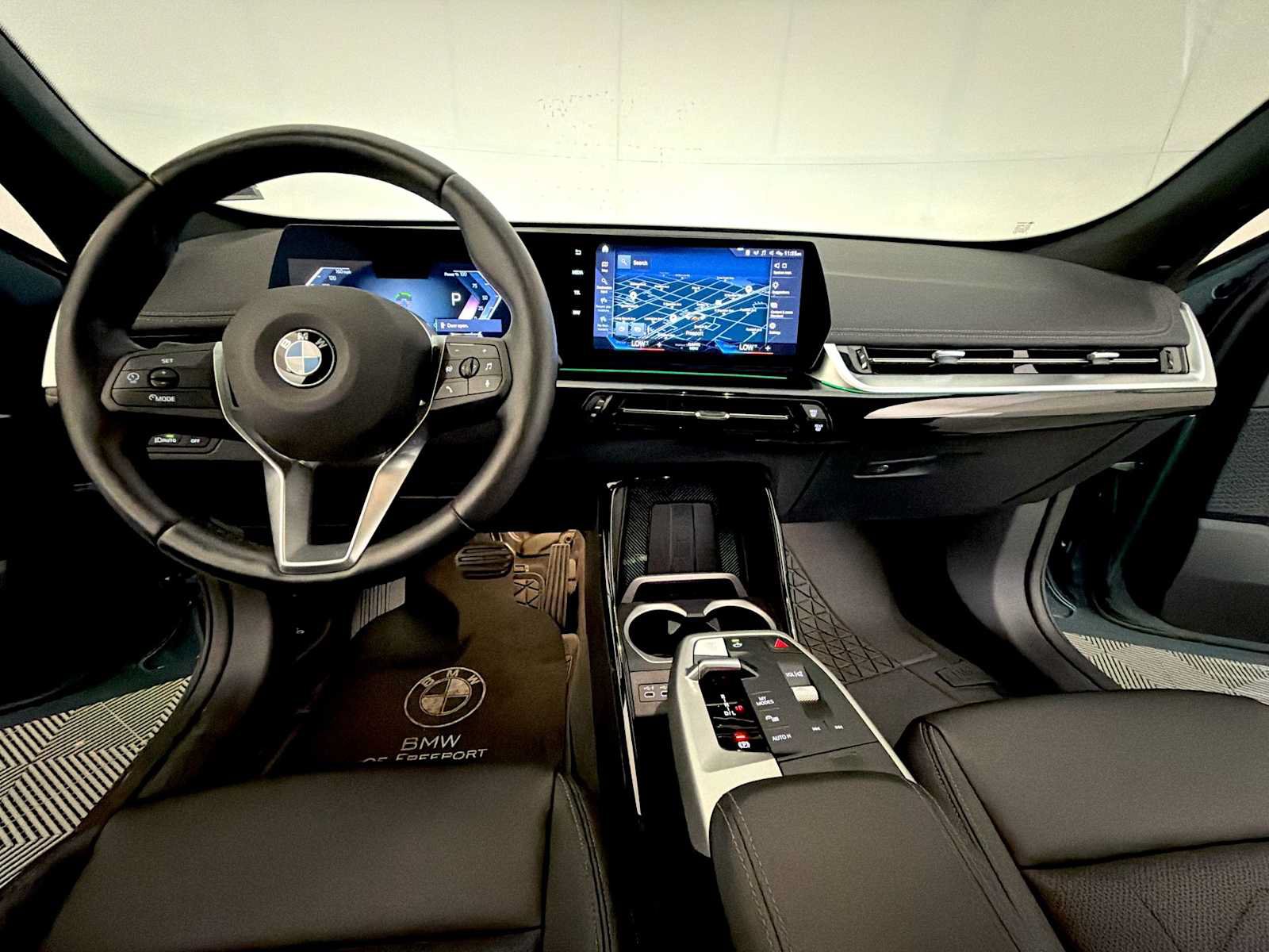 Used 2023 BMW X1 xDrive28i w/ Convenience Package AWD/4WD image 16
