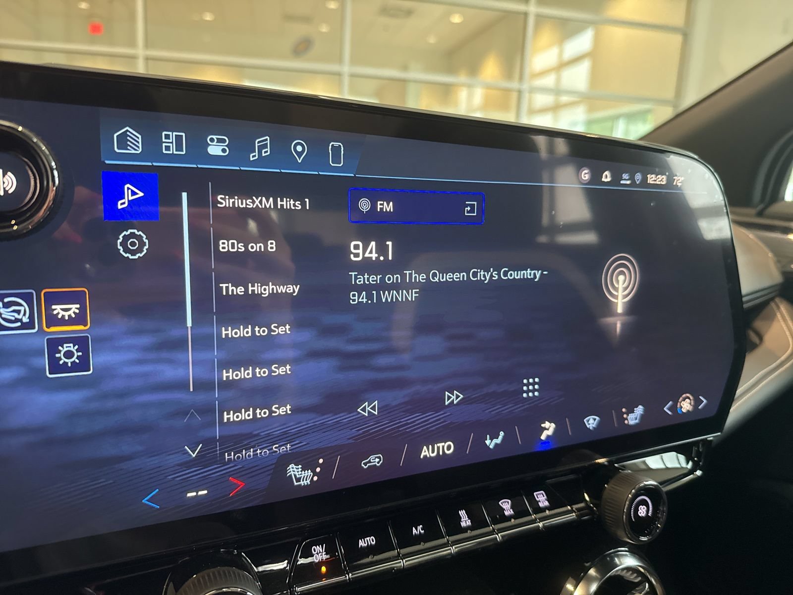 New 2026 Chevrolet Blazer EV LT AWD/4WD image 28